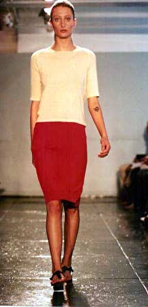 Dawning in red silk pique shift